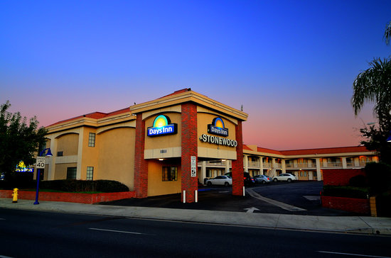 Days Inn by Wyndham Downey