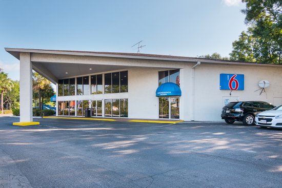 Motel 6 Tampa - Fairgrounds
