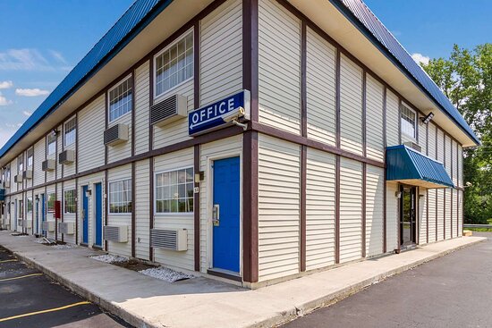 Motel 6 Rossford, OH