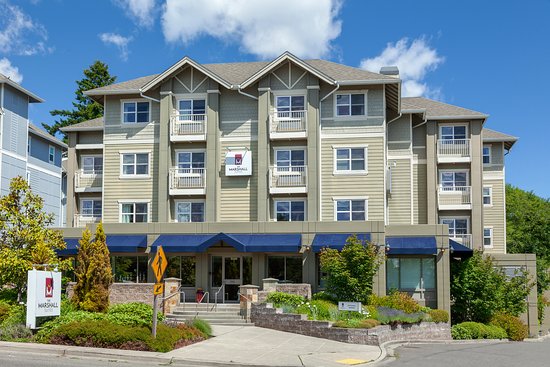 Marshall Suites Bainbridge Island, SureStay Collection by BW
