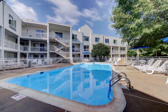 Motel 6 Virginia Beach, VA