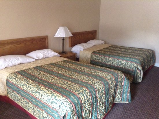 Chateau Motel
