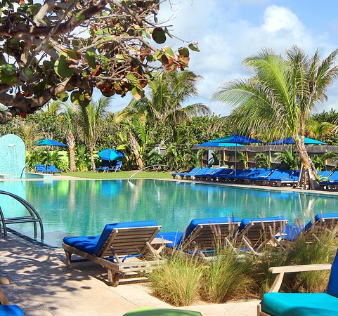 Colony Hotel and Cabana Club