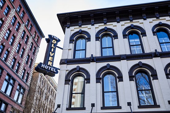 The Oliver Hotel