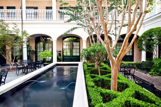 Planters Inn