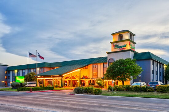 MCM Elegante Suites - Abilene