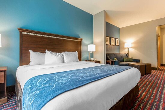 Comfort Suites