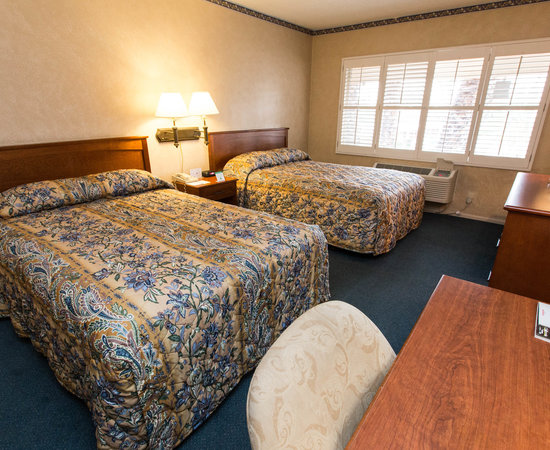 Saga Motor Hotel
