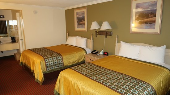 Econo Lodge Sequoia Area