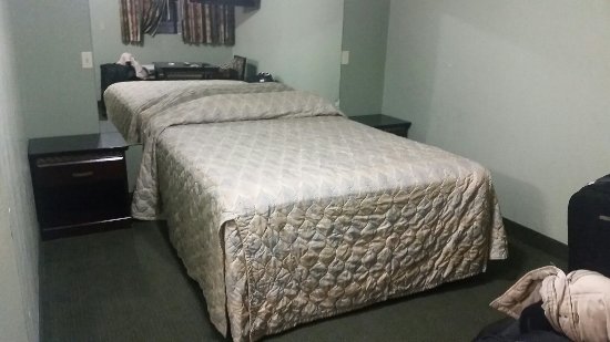 Golden West Manor Motel