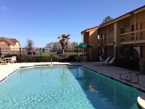 Motel 6 Monroe
