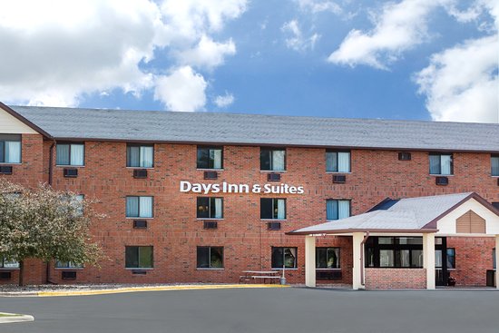Days Inn and Suites by Wyndham Des Moines Airport