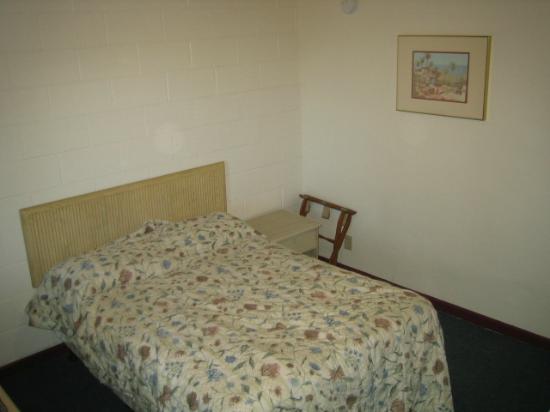 Holiday Motel