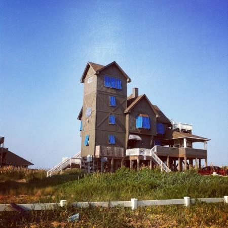 Seahorse Inn & Cottages