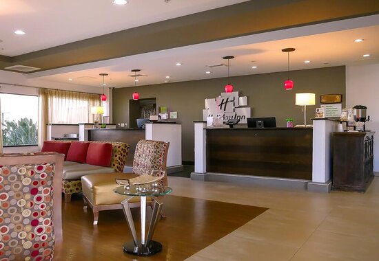 Holiday Inn Fort Myers - Downtown Area By IHG