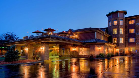 Grand Gateway Hotel