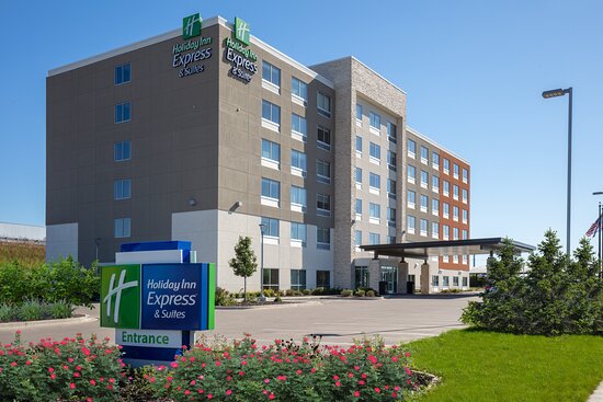 Holiday Inn Express & Suites Beloit By IHG