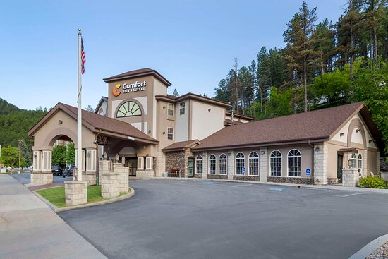 Comfort Inn & Suites Mt. Rushmore