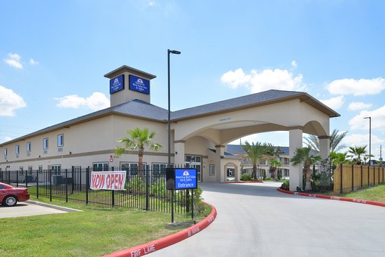 Regency Inn and Suites