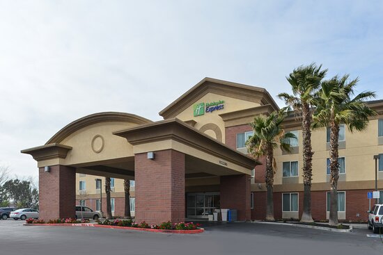 Holiday Inn Express Woodland by IHG