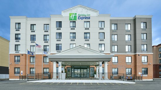 Holiday Inn Express Staten Island West by IHG