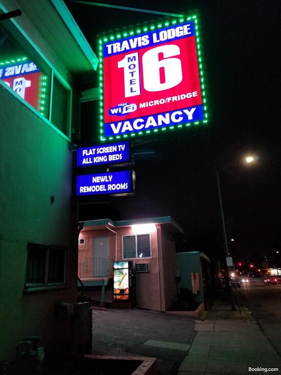 Travis Lodge Motel 16