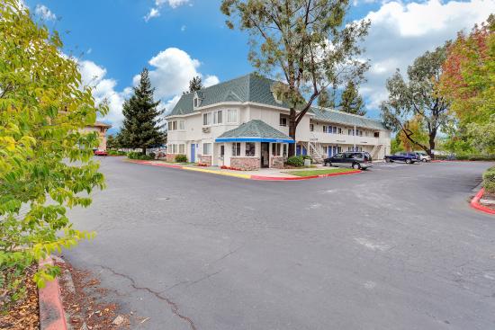 Motel 6 Rohnert Park