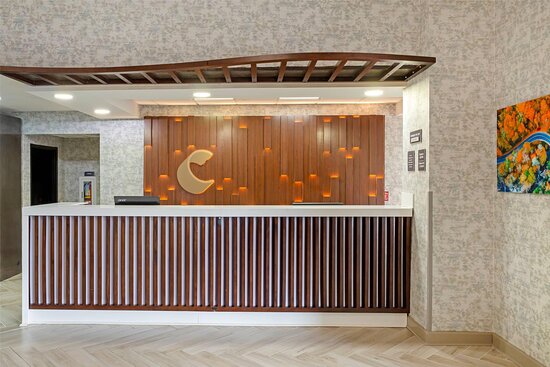 Comfort Inn & Suites