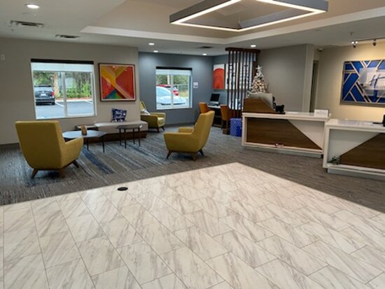 Holiday Inn Express & Suites Ormond Beach - North Daytona By IHG