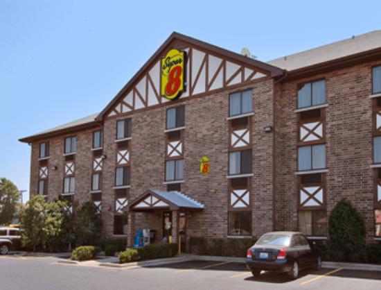 Super 8 by Wyndham Bridgeview/Chicago Area