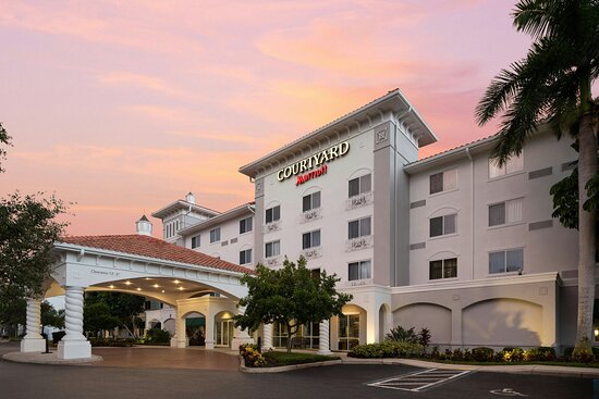 Courtyard By Marriott Fort Myers At I-75 And Gulf Coast Town Center