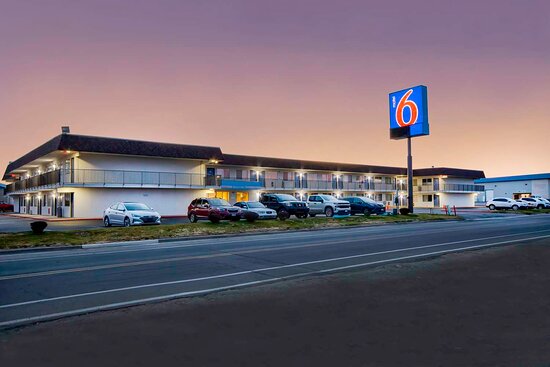 Motel 6 Farmington