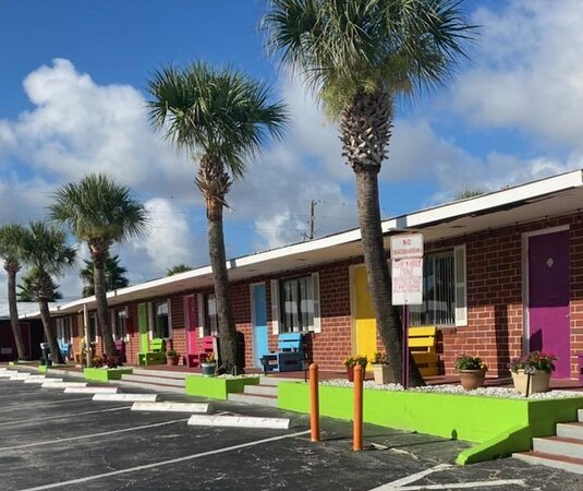 Seahorse Inn Beach Side