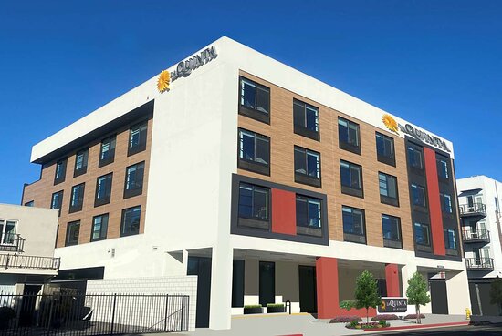 La Quinta Inn & Suites By Wyndham San Jose Silicon Valley