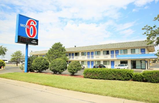 Motel 6 Wichita, KS