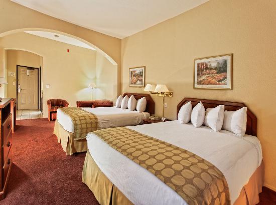 Ramada by Wyndham Fresno Northwest