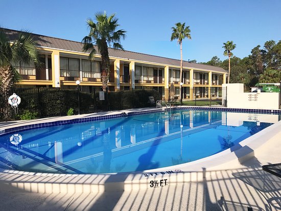 EconoLodge
