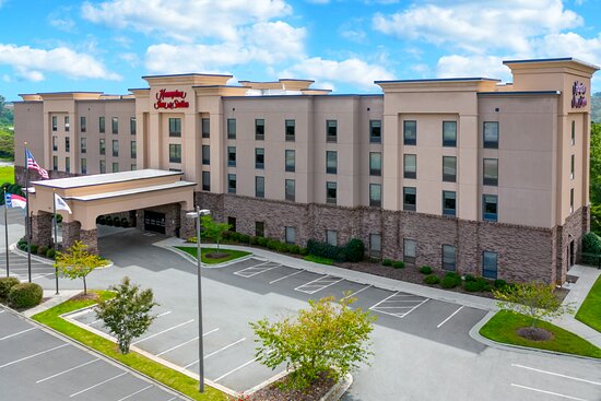 Hampton Inn and Suites-Winston-Salem/University Area NC