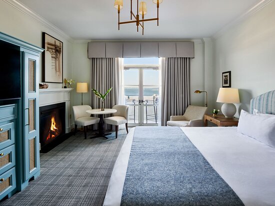 HarbourView Inn