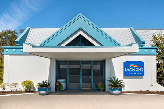 Baymont by Wyndham Daytona Beach / Intl Speedway