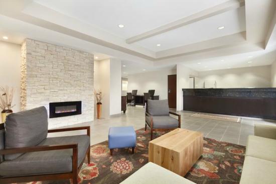 Country Inn & Suites By Radisson Fresno North CA