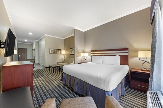 Best Western Plus Austin Airport Inn & Suites