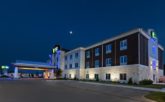 Holiday Inn Express & Suites Killeen - Fort Hood Area by IHG