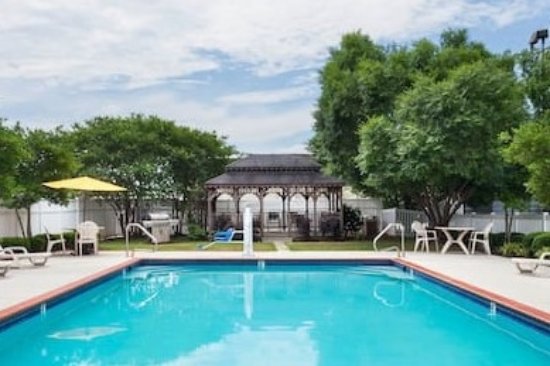 Sleep Inn & Suites