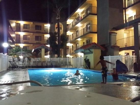 Days Inn by Wyndham Buena Park