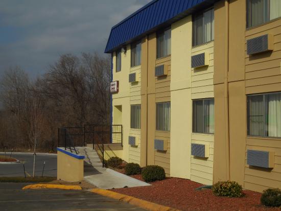 Days Inn Merle Hay by Wyndham, Des Moines Iowa