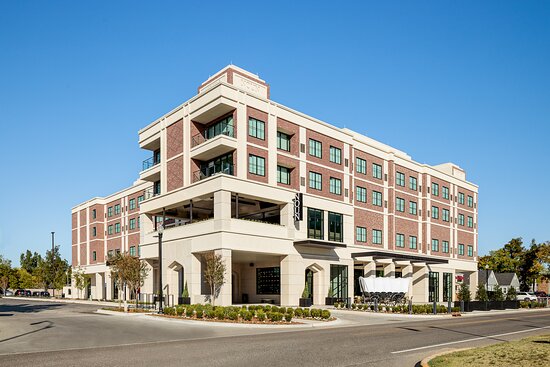 NOUN Hotel