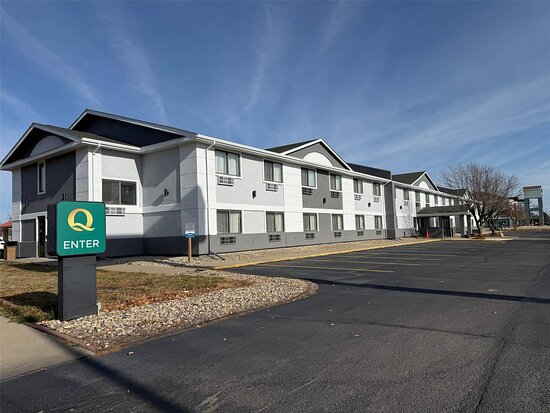 Quality Inn & Suites South