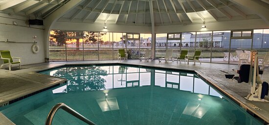 Wingate By Wyndham Wichita Airport