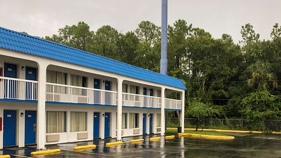Motel 6 Daytona Beach, FL - Speedway